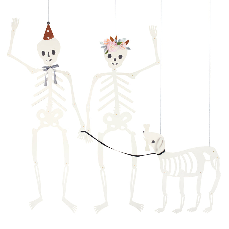 Giant Skeletons, Pack of 3