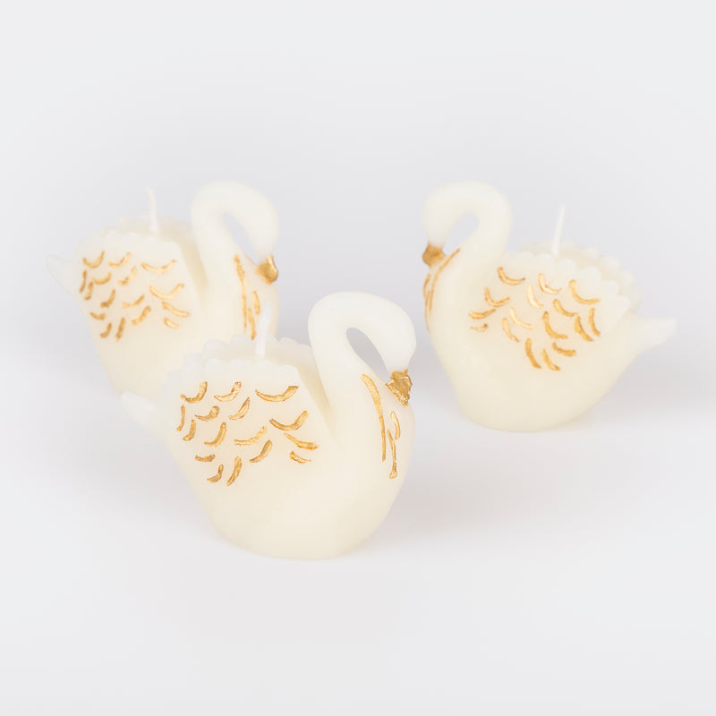 Swan Candle