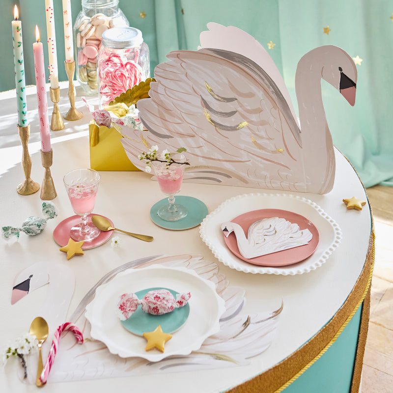 Swan Centrepiece