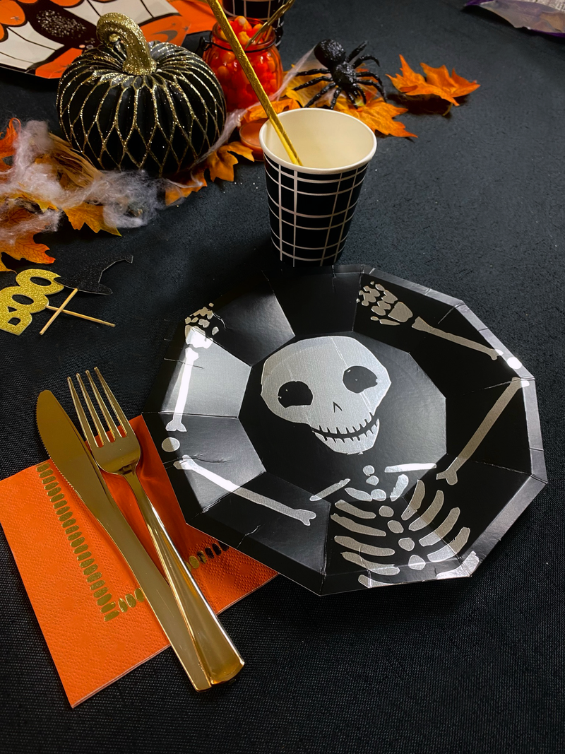 Halloween Frights Large Plates