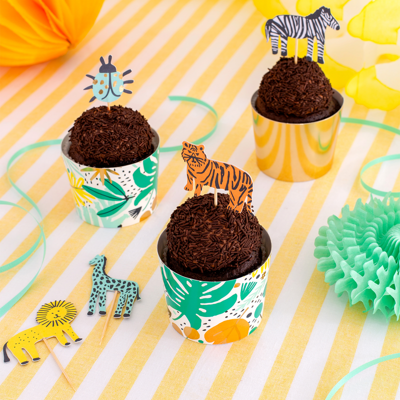 Into the Wild Cupcake Decorating Set, Pack of 24