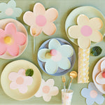 Daisy Shaped Plates, Pack of 8