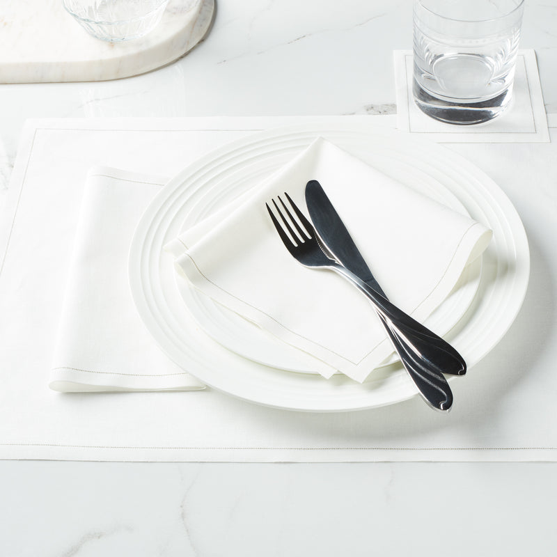 Cream Placemat, Roll of 12